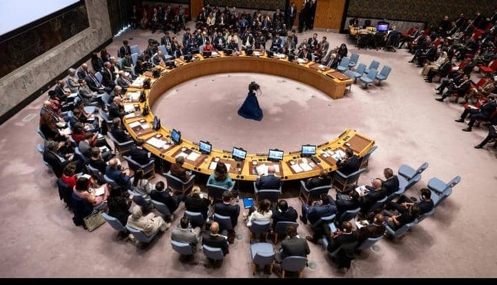 De nouvelles sanctions internationales ciblent plusieurs personnalités liées au conflit dans l'Est